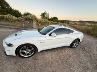 Ford Mustang 2024
