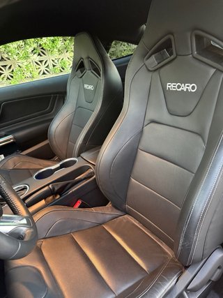 Ford Mustang 2024