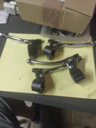 4 Manetas de Freno para Bicicleta Negras/cromadas