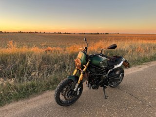 Benelli Leoncino 800 Trail Verde