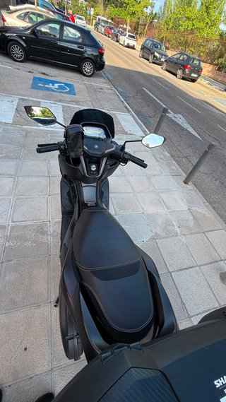 Yamaha NMAX 125 Scooter Negro/Gris