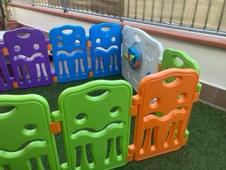 Parque infantil con juegos