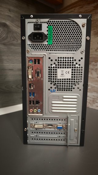 ORDENADOR GIGABYTE AMD CON GARANTIA