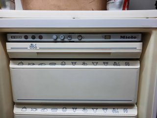 Congelador vertical Miele
