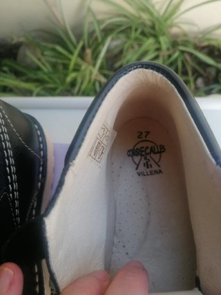 Botitas piel Kikers Talla 27