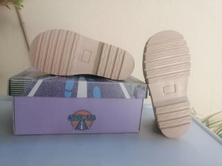 Botitas piel Kikers Talla 27