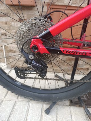 Bicicleta eléctrica montaña