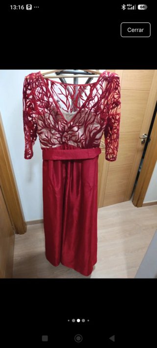 Vestido de ceremonia rojo burdeos
