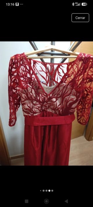 Vestido de ceremonia rojo burdeos