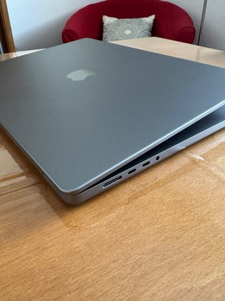 MacBook Pro 16 M1 Pro