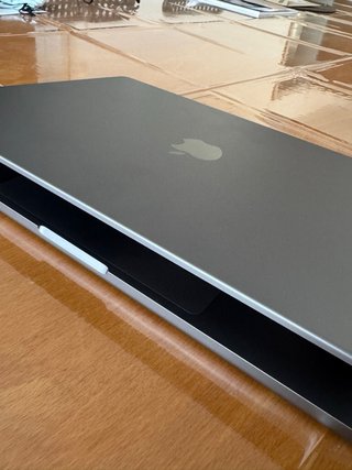 MacBook Pro 16 M1 Pro