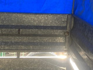 Remolque de coche con rueda de repuesto