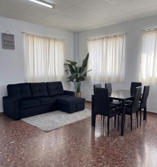 Mesa comedor con 6 sillas + sofá cama LIQUIDAMOS