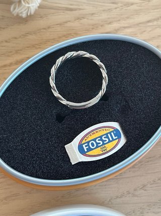 Pulsera y Anillo Fossil
