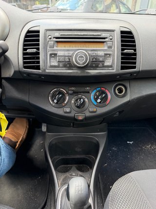 Nissan Micra 2009 131.000 km garantia