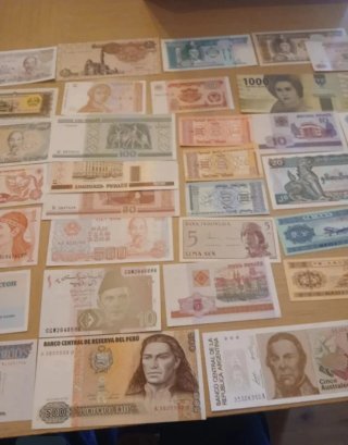Lote de billetes + album portabilletes