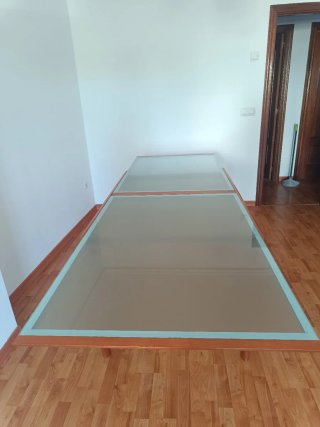 Mesa de comedor extensible madera y cristal