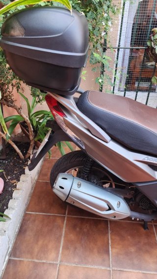 Kymco Agility City 125 Scooter Marrón/Gris