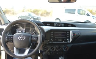 TOYOTA Hilux 2.4 D4D Cabina Doble GX