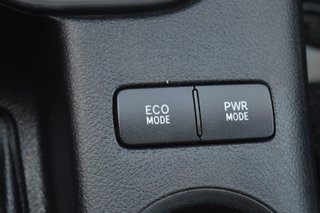 TOYOTA Hilux 2.4 D4D Cabina Doble GX
