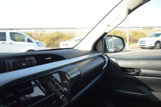 TOYOTA Hilux 2.4 D4D Cabina Doble GX