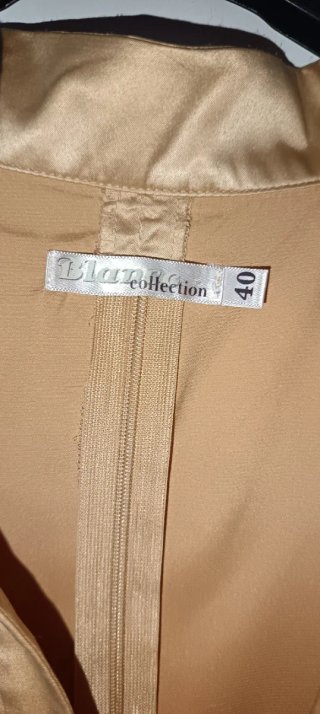 Blusa Dlar Beige/Dorado Talla L/40