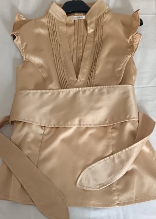 Blusa Dlar Beige/Dorado Talla L/40