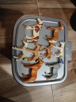 Lote 8 caballos pequeños playmobil Todos 5€