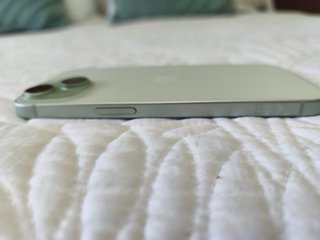 iPhone 15 - 128GB Verde