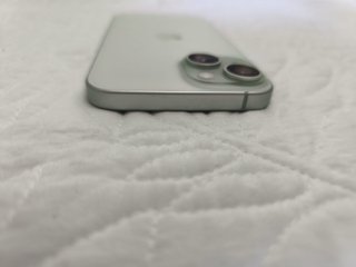 iPhone 15 - 128GB Verde