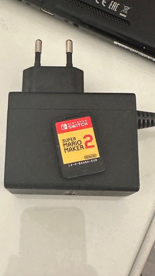 Nintendo Switch HAC-001(-01) + Super Mario Maker 2