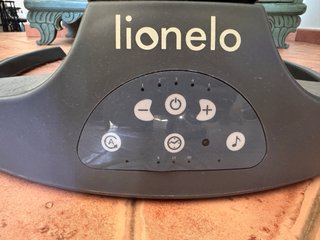 Hamaca Lionelo bebé mecedora música y mando