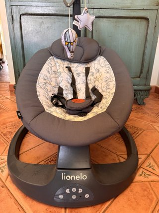 Hamaca Lionelo bebé mecedora música y mando