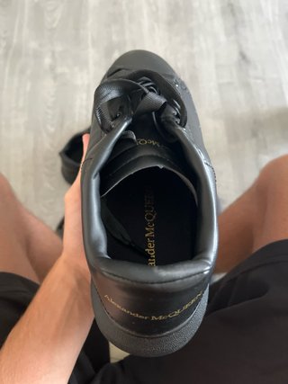 Alexander McQueen Negras