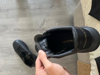 Alexander McQueen Negras