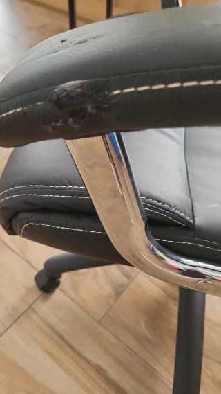 Silla de oficina o relax polipiel negra