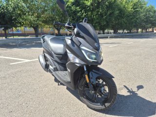 SYM Jet14 Scooter Negra - 650km