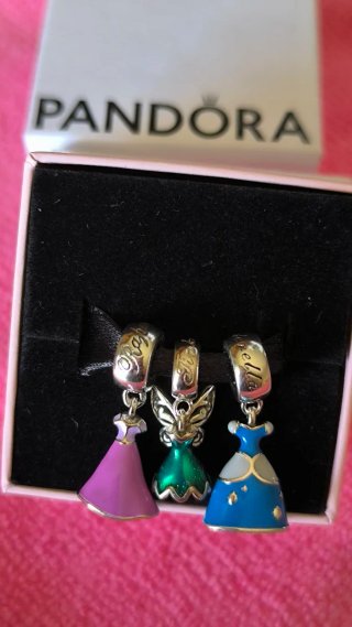 6 Charms Pandora Vestidos Princesas Disney