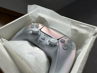 Mando DualSense Chroma Pearl Sony