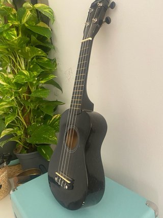 Ukelele sin estrenar