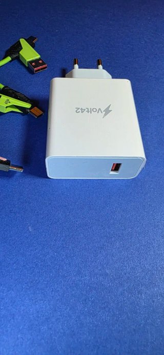 Caricatore Rapido Volt42 + 2 Cavi USB-C/Lightning