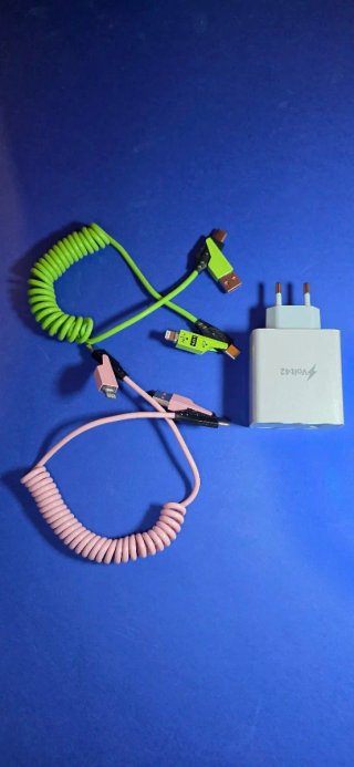 Caricatore Rapido Volt42 + 2 Cavi USB-C/Lightning