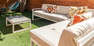 Conjunto sofá exterior y mesa centro