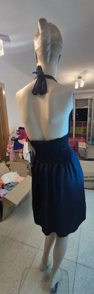 Vestido negro halter talla M