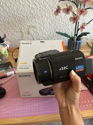 Sony FDR-AX43 4K Handycam
