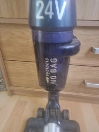 Aspiradora Rowenta Air Force 24V