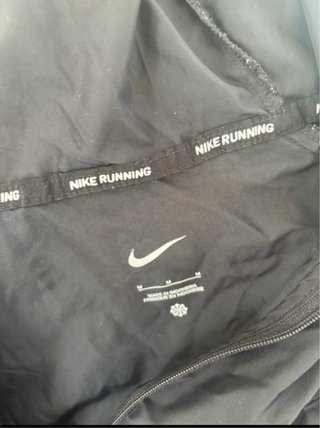 Chaqueta Nike Miller Negra