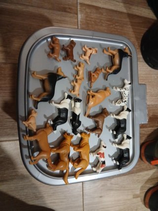 Lote 20 perros Playmobil Todos 8€