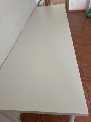 Mesa de estudio o trabajo blanca