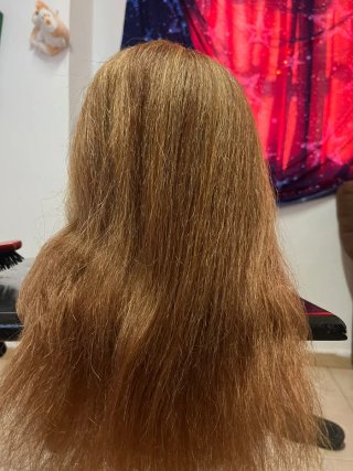 Cabeza maniquí pelo largo para prácticas